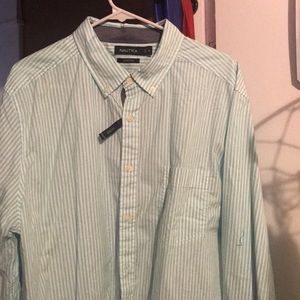 Never worn nautica button down